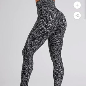 BUFFBUNNY Legacy Leggings - bossy print